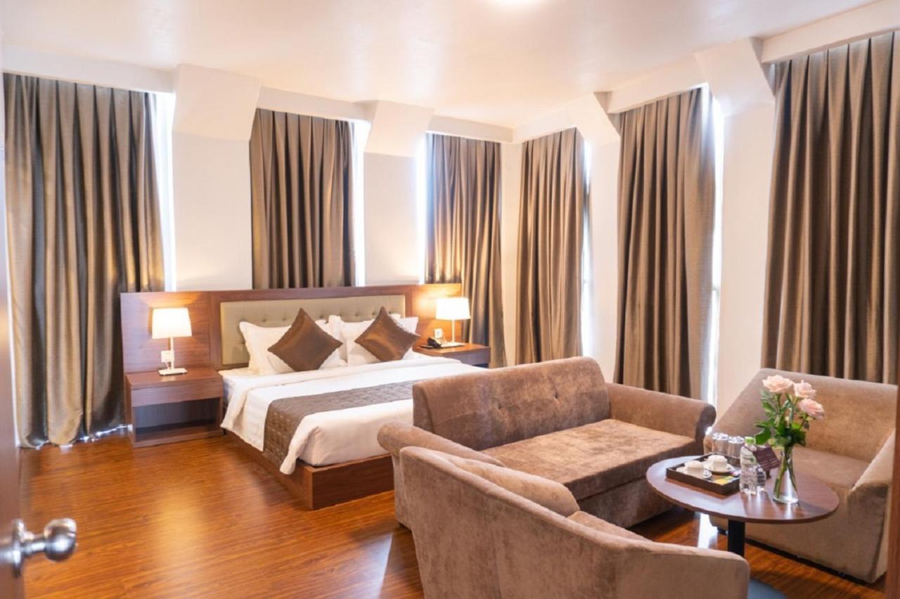 Imperial Boat Hotel ไฮฟอง ภายนอก รูปภาพ